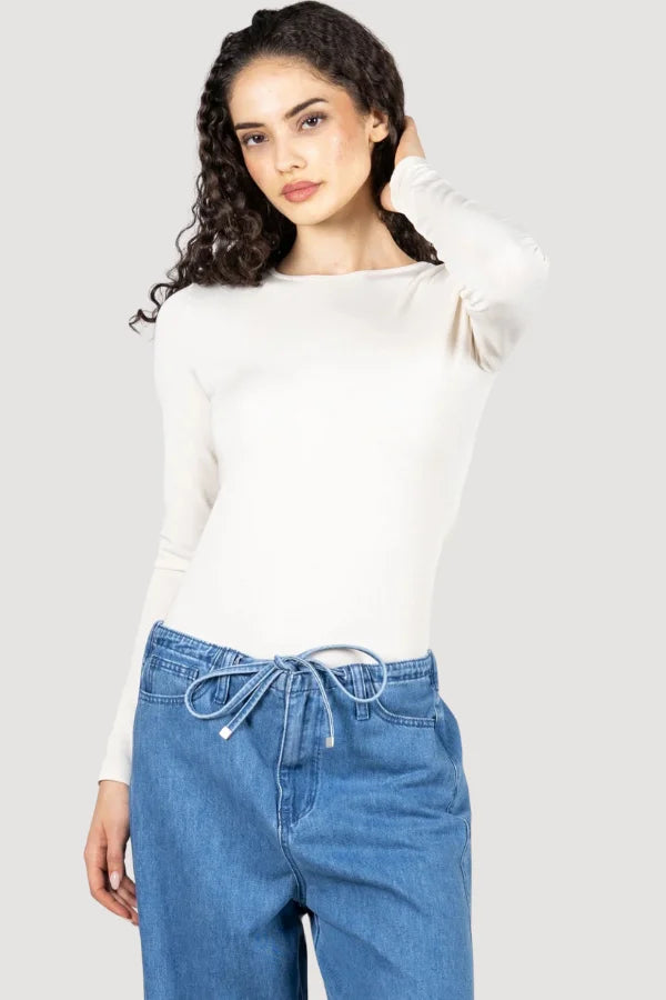 C'est Moi Bamboo Basic Long Sleeve Crew Neck in the colour cream