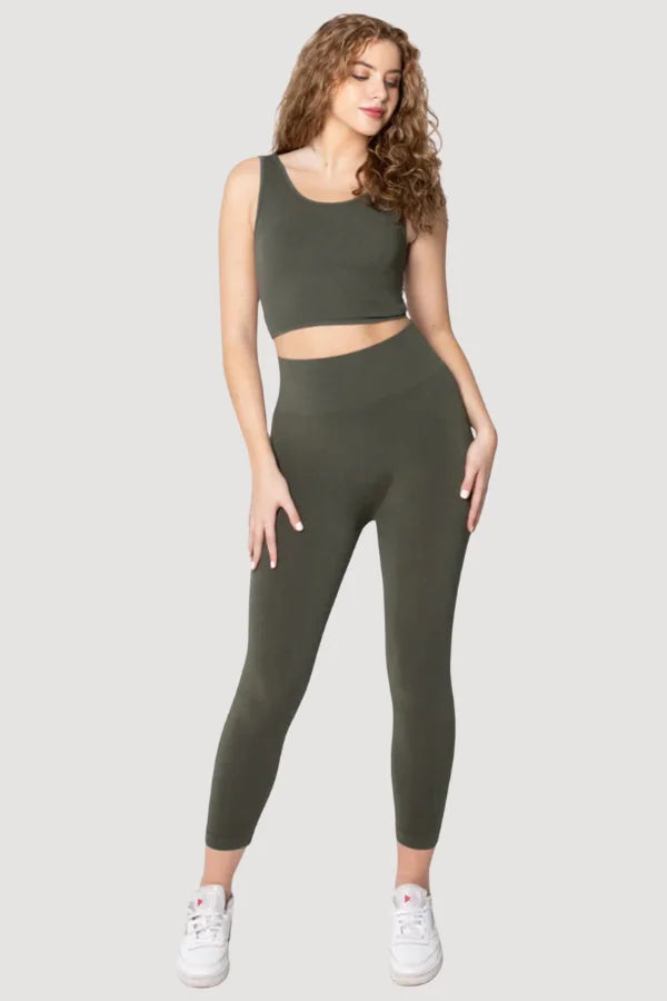 C'est Moi Bamboo Fleece Lined Leggings in the colour olive