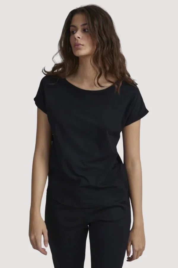 Regular fit b.young Pamela T-Shirt in the colour black